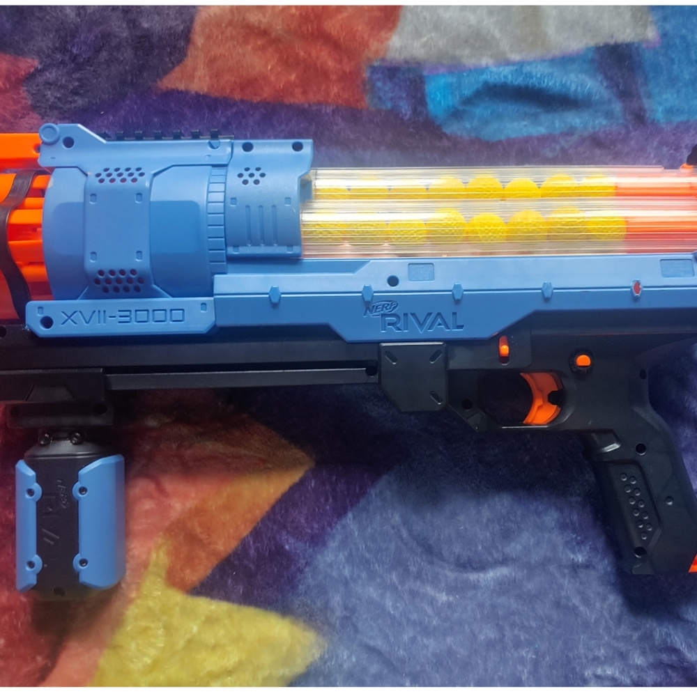 NERF Rival gun XVII-3000